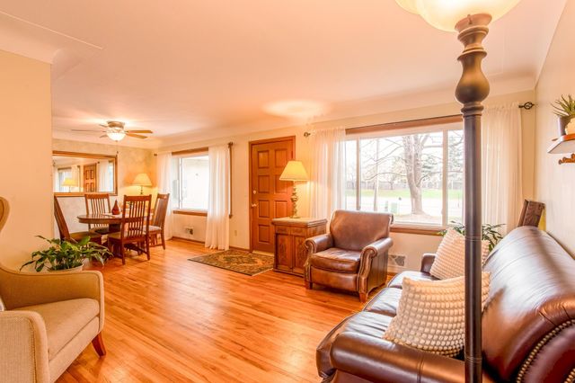 14115 Rockford Rd, Plymouth, MN 55447