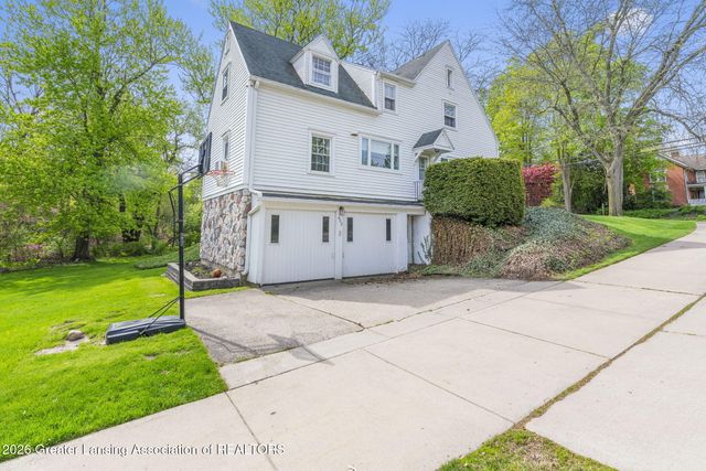 603 E Jefferson Street, Grand Ledge, MI 48837