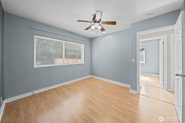1421 N 32nd Street, Renton, WA 98056