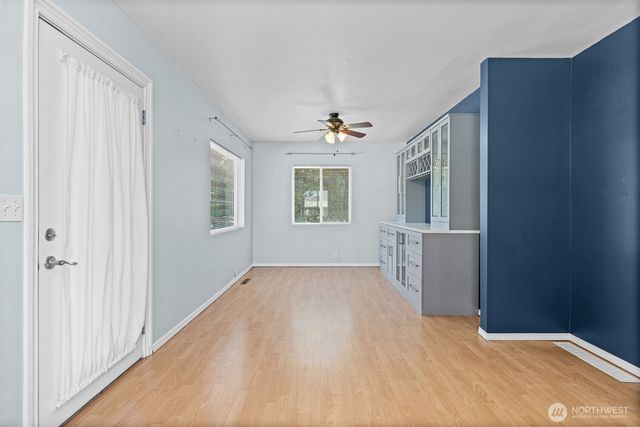 1421 N 32nd Street, Renton, WA 98056