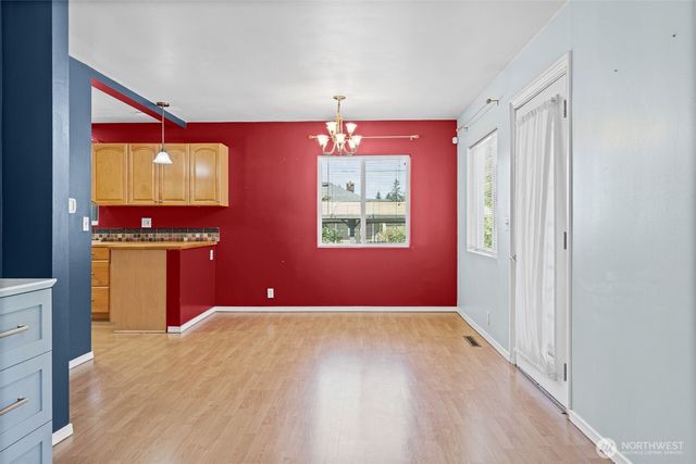 1421 N 32nd Street, Renton, WA 98056