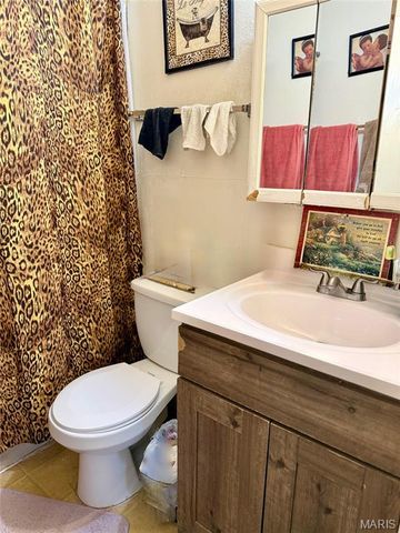 10940 Margatehall Drive 1-4, Bridgeton, MO 63044