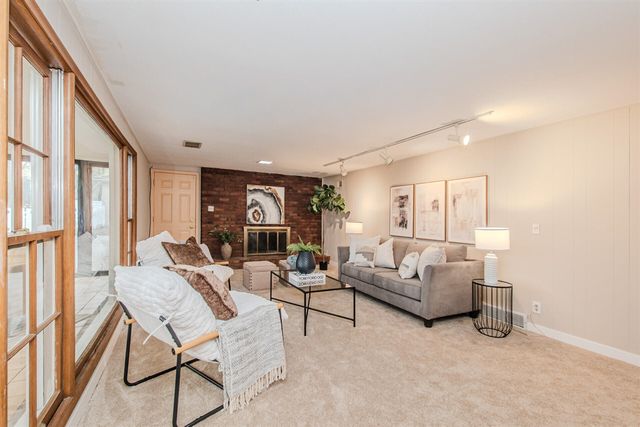 539 S Sheldon Road, Plymouth, MI 48170