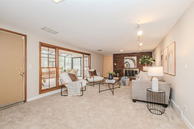 539 S Sheldon Road, Plymouth, MI 48170