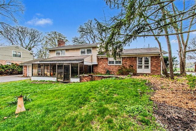 539 S Sheldon Road, Plymouth, MI 48170