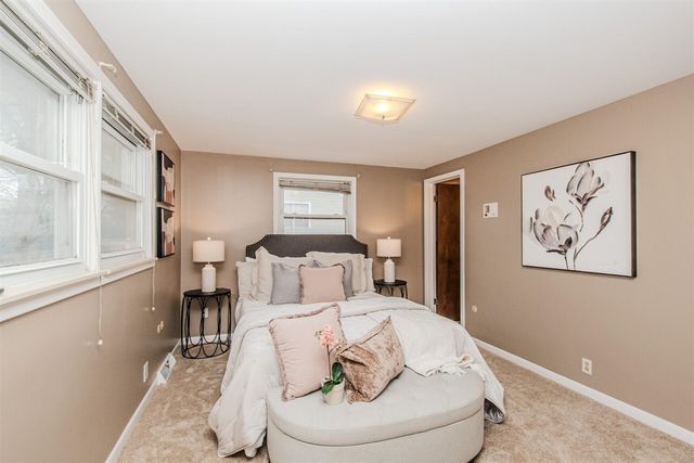 539 S Sheldon Road, Plymouth, MI 48170