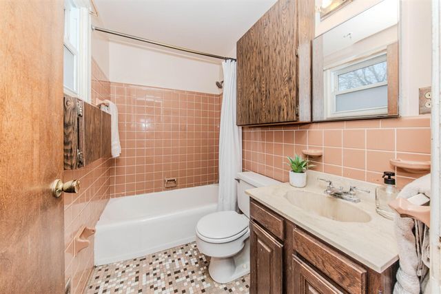 539 S Sheldon Road, Plymouth, MI 48170