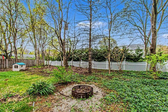 539 S Sheldon Road, Plymouth, MI 48170