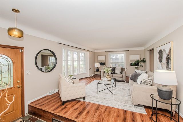 539 S Sheldon Road, Plymouth, MI 48170