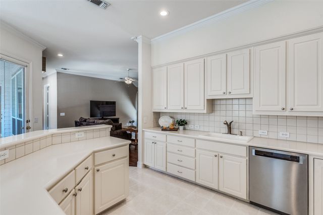 6733 Waterway Court, Plano, TX 75093