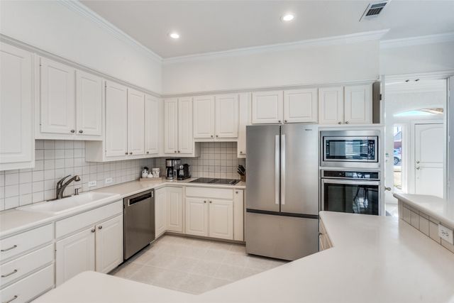 6733 Waterway Court, Plano, TX 75093