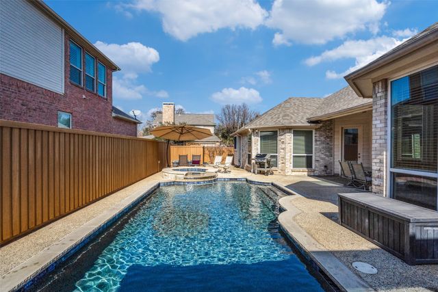 6733 Waterway Court, Plano, TX 75093