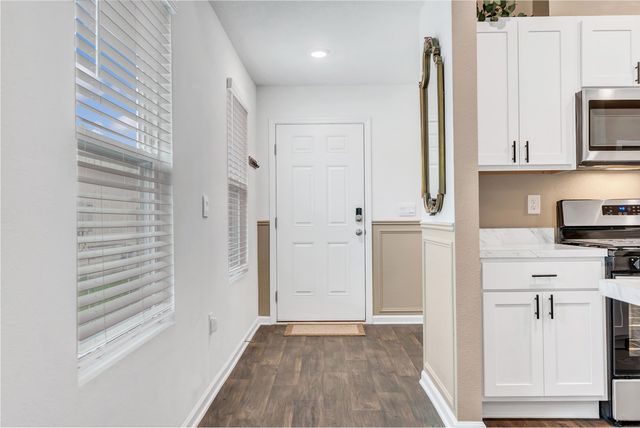 210 Tordera Ln, St Augustine, FL 32084