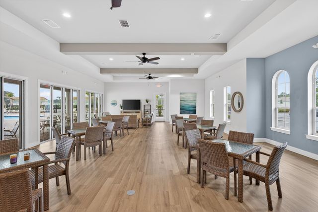 210 Tordera Ln, St Augustine, FL 32084