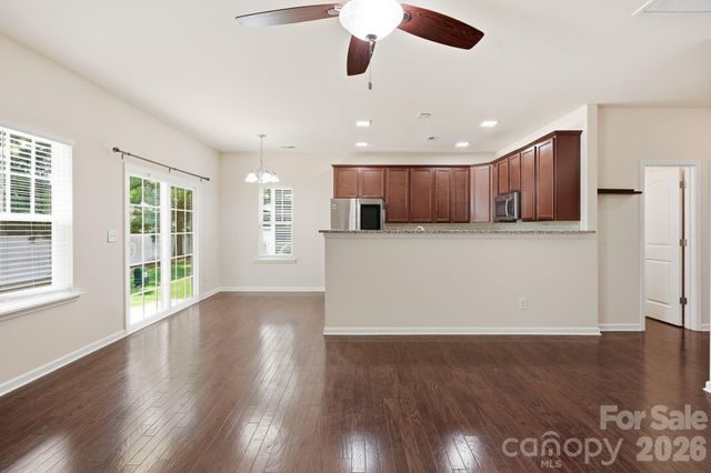 7323 Jane Parks Way, Charlotte, NC 28217