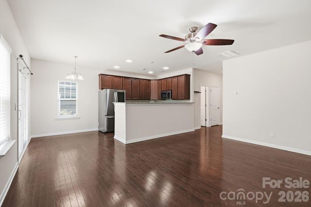 7323 Jane Parks Way, Charlotte, NC 28217
