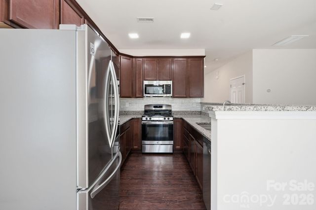 7323 Jane Parks Way, Charlotte, NC 28217