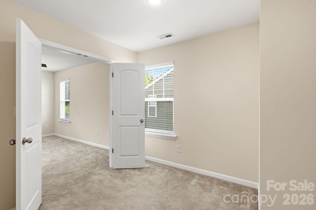 7323 Jane Parks Way, Charlotte, NC 28217