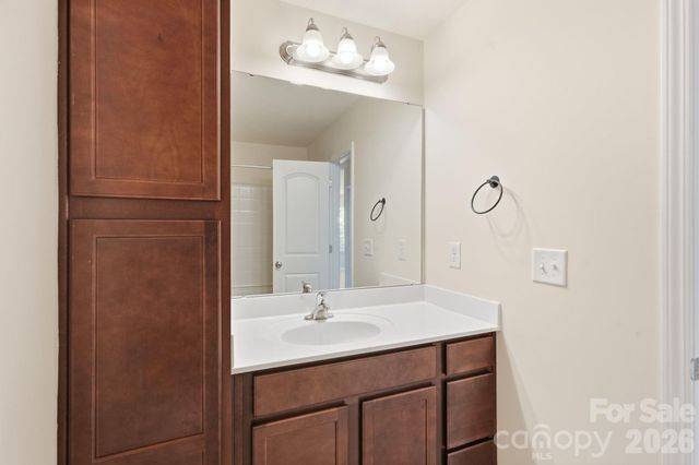 7323 Jane Parks Way, Charlotte, NC 28217