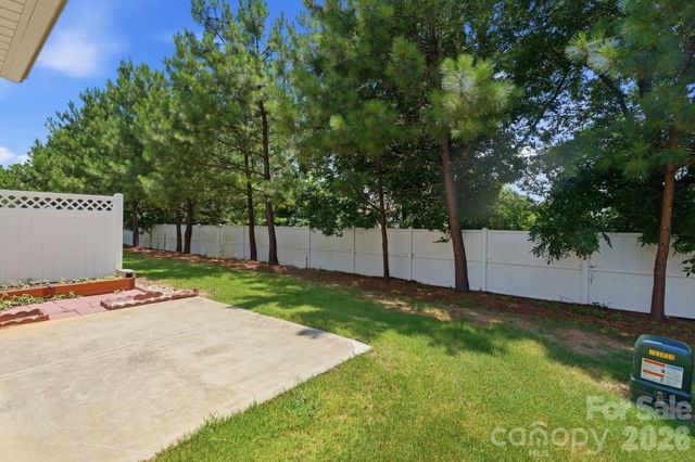 7323 Jane Parks Way, Charlotte, NC 28217