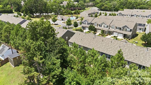 7323 Jane Parks Way, Charlotte, NC 28217
