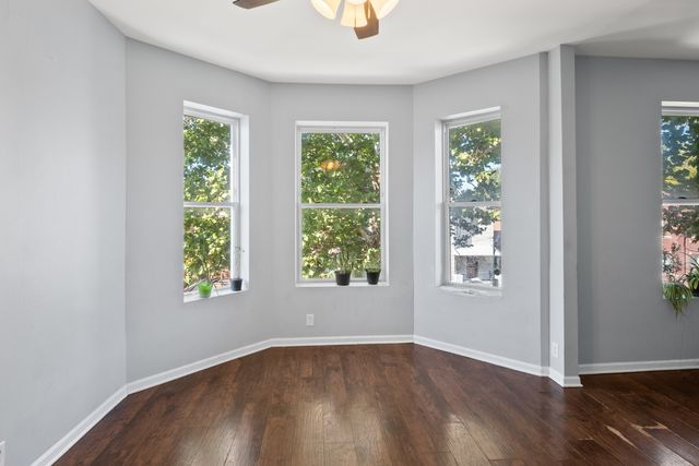 845 N Avers Avenue, Chicago, IL 60651