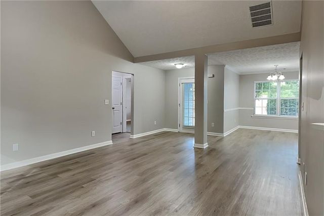 6345 Aarons Way, Flowery Branch, GA 30542