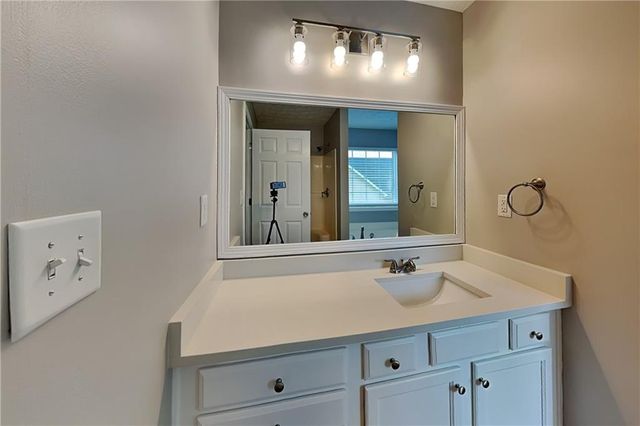 6345 Aarons Way, Flowery Branch, GA 30542