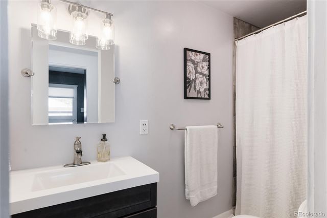 725 S Alcott Street, Denver, CO 80219