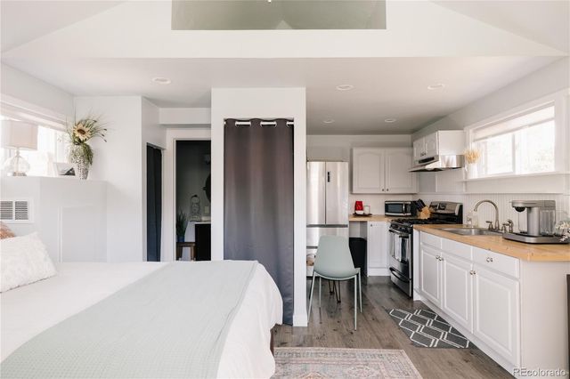725 S Alcott Street, Denver, CO 80219