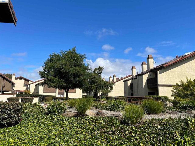 2515 Galleon Pl, San Leandro, CA 94577