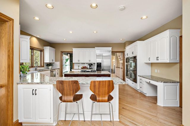 19795 Muirfield Circle, Excelsior, MN 55331