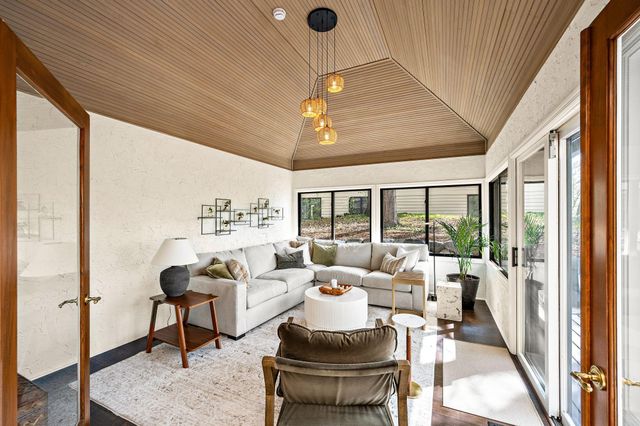 19795 Muirfield Circle, Excelsior, MN 55331