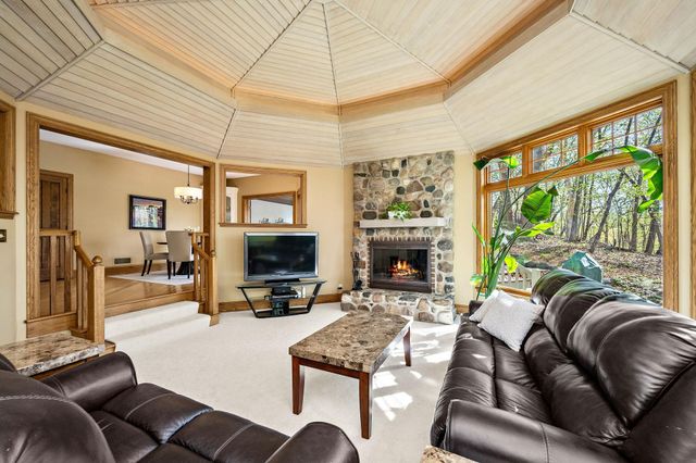 19795 Muirfield Circle, Excelsior, MN 55331