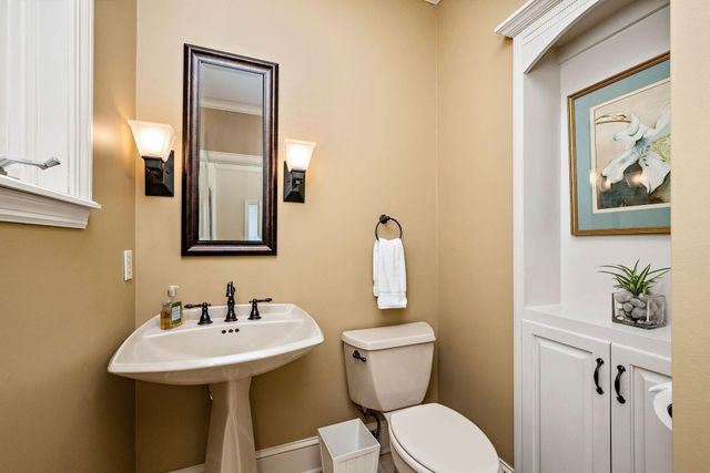 19795 Muirfield Circle, Excelsior, MN 55331