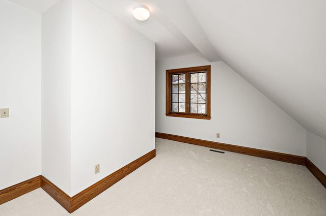 19795 Muirfield Circle, Excelsior, MN 55331