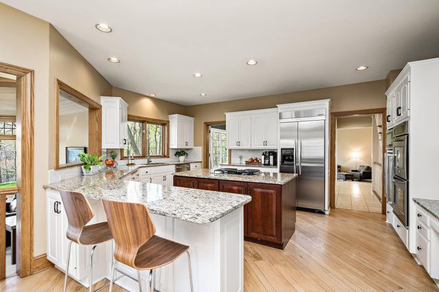 19795 Muirfield Circle, Excelsior, MN 55331