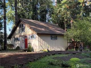 131 E Mountain View Lane, Belfair, WA 98528