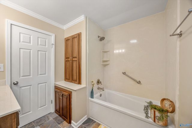 179 Jones Circle, Brownsboro, AL 35741