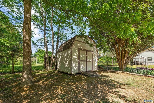 179 Jones Circle, Brownsboro, AL 35741