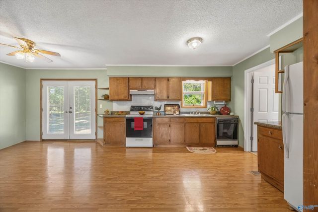 179 Jones Circle, Brownsboro, AL 35741