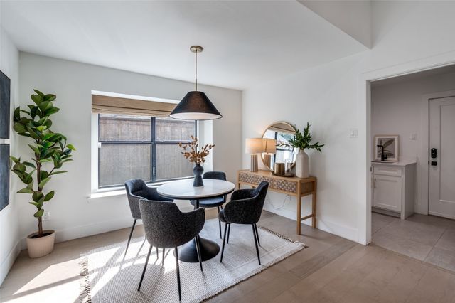 6322 Pineview Road, Dallas, TX 75248