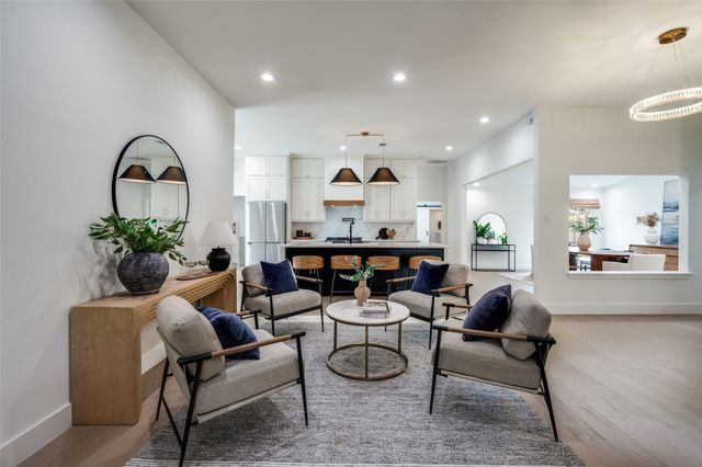 6322 Pineview Road, Dallas, TX 75248