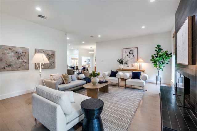 6322 Pineview Road, Dallas, TX 75248