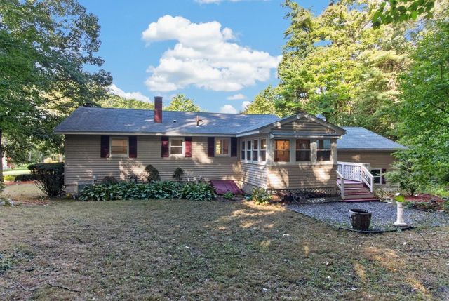 2 Blossom Dr, Billerica, MA 01821