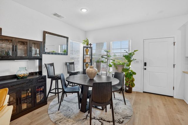 12175 Coal Creek Way, Rancho Cordova, CA 95742