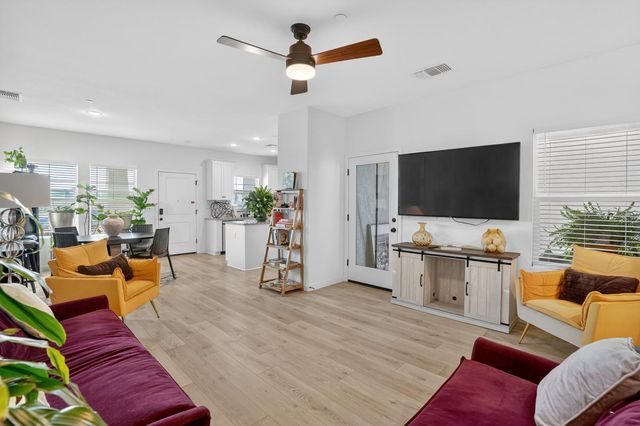 12175 Coal Creek Way, Rancho Cordova, CA 95742