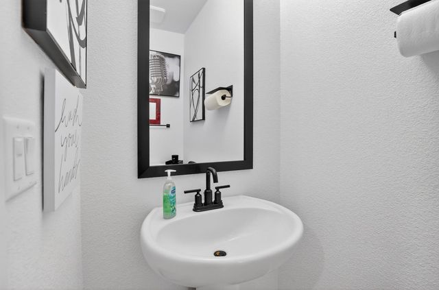 12175 Coal Creek Way, Rancho Cordova, CA 95742