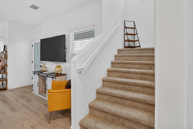 12175 Coal Creek Way, Rancho Cordova, CA 95742