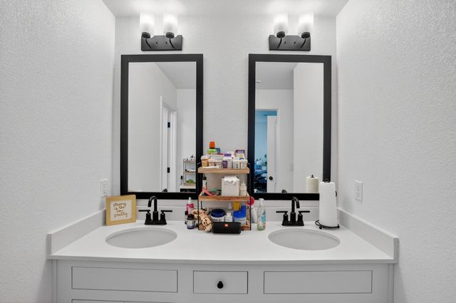 12175 Coal Creek Way, Rancho Cordova, CA 95742